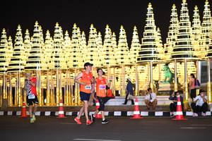 BIB: 205
                            <button type="button" onclick="openModal(16517752)" class="btn btn-primary btn-sm float-right btn-popup" data-toggle="modal" data-target=".modal-high-quality">
                        <i class="fas fa-shopping-cart"></i> Add to Cart
                    </button>
                                            <button type="button" onclick="isThisMe(16517752, true)" class="btn btn-success btn-sm float-right btn-popup btn-isme hidden" data-toggle="tooltip" data-placement="bottom" title="นี่คือรูปของคุณใช่ไหม คลิกที่นี่เพื่อเอาเข้าอัลบั้ม">
                        <i class="fas fa-plus"></i> Add to album
                    </button>
                    <button type="button" onclick="isThisMe(16517752, false)" class="btn btn-warning btn-sm float-right btn-popup btn-isnotme hidden">
                        <i class="fas fa-ban"></i> Remove from album
                    </button>