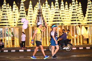 BIB: 
                            <button type="button" onclick="openModal(16373842)" class="btn btn-primary btn-sm float-right btn-popup" data-toggle="modal" data-target=".modal-high-quality">
                        <i class="fas fa-shopping-cart"></i> Add to Cart
                    </button>
                                            <button type="button" onclick="isThisMe(16373842, true)" class="btn btn-success btn-sm float-right btn-popup btn-isme hidden" data-toggle="tooltip" data-placement="bottom" title="นี่คือรูปของคุณใช่ไหม คลิกที่นี่เพื่อเอาเข้าอัลบั้ม">
                        <i class="fas fa-plus"></i> Add to album
                    </button>
                    <button type="button" onclick="isThisMe(16373842, false)" class="btn btn-warning btn-sm float-right btn-popup btn-isnotme hidden">
                        <i class="fas fa-ban"></i> Remove from album
                    </button>