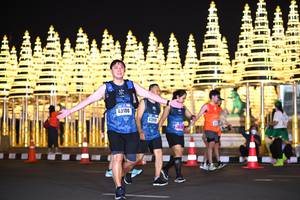 BIB: 43180, 42098
                            <button type="button" onclick="openModal(16514988)" class="btn btn-primary btn-sm float-right btn-popup" data-toggle="modal" data-target=".modal-high-quality">
                        <i class="fas fa-shopping-cart"></i> Add to Cart
                    </button>
                                            <button type="button" onclick="isThisMe(16514988, true)" class="btn btn-success btn-sm float-right btn-popup btn-isme hidden" data-toggle="tooltip" data-placement="bottom" title="นี่คือรูปของคุณใช่ไหม คลิกที่นี่เพื่อเอาเข้าอัลบั้ม">
                        <i class="fas fa-plus"></i> Add to album
                    </button>
                    <button type="button" onclick="isThisMe(16514988, false)" class="btn btn-warning btn-sm float-right btn-popup btn-isnotme hidden">
                        <i class="fas fa-ban"></i> Remove from album
                    </button>