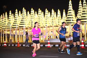 BIB: 4453
                            <button type="button" onclick="openModal(16429919)" class="btn btn-primary btn-sm float-right btn-popup" data-toggle="modal" data-target=".modal-high-quality">
                        <i class="fas fa-shopping-cart"></i> Add to Cart
                    </button>
                                            <button type="button" onclick="isThisMe(16429919, true)" class="btn btn-success btn-sm float-right btn-popup btn-isme hidden" data-toggle="tooltip" data-placement="bottom" title="นี่คือรูปของคุณใช่ไหม คลิกที่นี่เพื่อเอาเข้าอัลบั้ม">
                        <i class="fas fa-plus"></i> Add to album
                    </button>
                    <button type="button" onclick="isThisMe(16429919, false)" class="btn btn-warning btn-sm float-right btn-popup btn-isnotme hidden">
                        <i class="fas fa-ban"></i> Remove from album
                    </button>