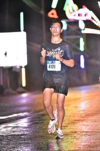 BIB: 4128
                            <button type="button" onclick="openModal(17382473)" class="btn btn-primary btn-sm float-right btn-popup" data-toggle="modal" data-target=".modal-high-quality">
                        <i class="fas fa-shopping-cart"></i> Add to Cart
                    </button>
                                            <button type="button" onclick="isThisMe(17382473, true)" class="btn btn-success btn-sm float-right btn-popup btn-isme hidden" data-toggle="tooltip" data-placement="bottom" title="นี่คือรูปของคุณใช่ไหม คลิกที่นี่เพื่อเอาเข้าอัลบั้ม">
                        <i class="fas fa-plus"></i> Add to album
                    </button>
                    <button type="button" onclick="isThisMe(17382473, false)" class="btn btn-warning btn-sm float-right btn-popup btn-isnotme hidden">
                        <i class="fas fa-ban"></i> Remove from album
                    </button>