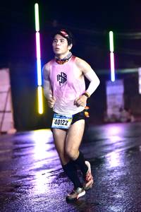 BIB: 40122
                            <button type="button" onclick="openModal(17382555)" class="btn btn-primary btn-sm float-right btn-popup" data-toggle="modal" data-target=".modal-high-quality">
                        <i class="fas fa-shopping-cart"></i> Add to Cart
                    </button>
                                            <button type="button" onclick="isThisMe(17382555, true)" class="btn btn-success btn-sm float-right btn-popup btn-isme hidden" data-toggle="tooltip" data-placement="bottom" title="นี่คือรูปของคุณใช่ไหม คลิกที่นี่เพื่อเอาเข้าอัลบั้ม">
                        <i class="fas fa-plus"></i> Add to album
                    </button>
                    <button type="button" onclick="isThisMe(17382555, false)" class="btn btn-warning btn-sm float-right btn-popup btn-isnotme hidden">
                        <i class="fas fa-ban"></i> Remove from album
                    </button>