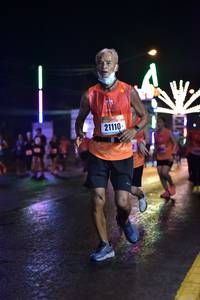 BIB: 21110
                            <button type="button" onclick="openModal(17417011)" class="btn btn-primary btn-sm float-right btn-popup" data-toggle="modal" data-target=".modal-high-quality">
                        <i class="fas fa-shopping-cart"></i> Add to Cart
                    </button>
                                            <button type="button" onclick="isThisMe(17417011, true)" class="btn btn-success btn-sm float-right btn-popup btn-isme hidden" data-toggle="tooltip" data-placement="bottom" title="นี่คือรูปของคุณใช่ไหม คลิกที่นี่เพื่อเอาเข้าอัลบั้ม">
                        <i class="fas fa-plus"></i> Add to album
                    </button>
                    <button type="button" onclick="isThisMe(17417011, false)" class="btn btn-warning btn-sm float-right btn-popup btn-isnotme hidden">
                        <i class="fas fa-ban"></i> Remove from album
                    </button>