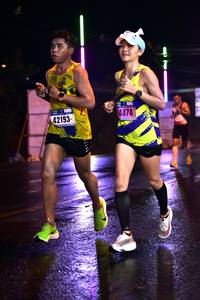 BIB: 4474, 42193
                            <button type="button" onclick="openModal(17383724)" class="btn btn-primary btn-sm float-right btn-popup" data-toggle="modal" data-target=".modal-high-quality">
                        <i class="fas fa-shopping-cart"></i> Add to Cart
                    </button>
                                            <button type="button" onclick="isThisMe(17383724, true)" class="btn btn-success btn-sm float-right btn-popup btn-isme hidden" data-toggle="tooltip" data-placement="bottom" title="นี่คือรูปของคุณใช่ไหม คลิกที่นี่เพื่อเอาเข้าอัลบั้ม">
                        <i class="fas fa-plus"></i> Add to album
                    </button>
                    <button type="button" onclick="isThisMe(17383724, false)" class="btn btn-warning btn-sm float-right btn-popup btn-isnotme hidden">
                        <i class="fas fa-ban"></i> Remove from album
                    </button>