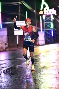 BIB: 40410
                            <button type="button" onclick="openModal(17381053)" class="btn btn-primary btn-sm float-right btn-popup" data-toggle="modal" data-target=".modal-high-quality">
                        <i class="fas fa-shopping-cart"></i> Add to Cart
                    </button>
                                            <button type="button" onclick="isThisMe(17381053, true)" class="btn btn-success btn-sm float-right btn-popup btn-isme hidden" data-toggle="tooltip" data-placement="bottom" title="นี่คือรูปของคุณใช่ไหม คลิกที่นี่เพื่อเอาเข้าอัลบั้ม">
                        <i class="fas fa-plus"></i> Add to album
                    </button>
                    <button type="button" onclick="isThisMe(17381053, false)" class="btn btn-warning btn-sm float-right btn-popup btn-isnotme hidden">
                        <i class="fas fa-ban"></i> Remove from album
                    </button>