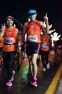 BIB: 21055, 25511, 2016
                            <button type="button" onclick="openModal(17414336)" class="btn btn-primary btn-sm float-right btn-popup" data-toggle="modal" data-target=".modal-high-quality">
                        <i class="fas fa-shopping-cart"></i> Add to Cart
                    </button>
                                            <button type="button" onclick="isThisMe(17414336, true)" class="btn btn-success btn-sm float-right btn-popup btn-isme hidden" data-toggle="tooltip" data-placement="bottom" title="นี่คือรูปของคุณใช่ไหม คลิกที่นี่เพื่อเอาเข้าอัลบั้ม">
                        <i class="fas fa-plus"></i> Add to album
                    </button>
                    <button type="button" onclick="isThisMe(17414336, false)" class="btn btn-warning btn-sm float-right btn-popup btn-isnotme hidden">
                        <i class="fas fa-ban"></i> Remove from album
                    </button>