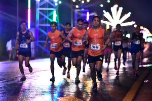 BIB: 570, 20636, 40245
                            <button type="button" onclick="openModal(17382890)" class="btn btn-primary btn-sm float-right btn-popup" data-toggle="modal" data-target=".modal-high-quality">
                        <i class="fas fa-shopping-cart"></i> Add to Cart
                    </button>
                                            <button type="button" onclick="isThisMe(17382890, true)" class="btn btn-success btn-sm float-right btn-popup btn-isme hidden" data-toggle="tooltip" data-placement="bottom" title="นี่คือรูปของคุณใช่ไหม คลิกที่นี่เพื่อเอาเข้าอัลบั้ม">
                        <i class="fas fa-plus"></i> Add to album
                    </button>
                    <button type="button" onclick="isThisMe(17382890, false)" class="btn btn-warning btn-sm float-right btn-popup btn-isnotme hidden">
                        <i class="fas fa-ban"></i> Remove from album
                    </button>