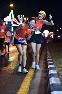 BIB: 076, 25462
                            <button type="button" onclick="openModal(17416056)" class="btn btn-primary btn-sm float-right btn-popup" data-toggle="modal" data-target=".modal-high-quality">
                        <i class="fas fa-shopping-cart"></i> Add to Cart
                    </button>
                                            <button type="button" onclick="isThisMe(17416056, true)" class="btn btn-success btn-sm float-right btn-popup btn-isme hidden" data-toggle="tooltip" data-placement="bottom" title="นี่คือรูปของคุณใช่ไหม คลิกที่นี่เพื่อเอาเข้าอัลบั้ม">
                        <i class="fas fa-plus"></i> Add to album
                    </button>
                    <button type="button" onclick="isThisMe(17416056, false)" class="btn btn-warning btn-sm float-right btn-popup btn-isnotme hidden">
                        <i class="fas fa-ban"></i> Remove from album
                    </button>