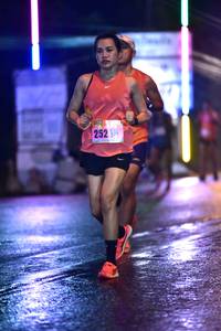 BIB: 252
                            <button type="button" onclick="openModal(17384925)" class="btn btn-primary btn-sm float-right btn-popup" data-toggle="modal" data-target=".modal-high-quality">
                        <i class="fas fa-shopping-cart"></i> Add to Cart
                    </button>
                                            <button type="button" onclick="isThisMe(17384925, true)" class="btn btn-success btn-sm float-right btn-popup btn-isme hidden" data-toggle="tooltip" data-placement="bottom" title="นี่คือรูปของคุณใช่ไหม คลิกที่นี่เพื่อเอาเข้าอัลบั้ม">
                        <i class="fas fa-plus"></i> Add to album
                    </button>
                    <button type="button" onclick="isThisMe(17384925, false)" class="btn btn-warning btn-sm float-right btn-popup btn-isnotme hidden">
                        <i class="fas fa-ban"></i> Remove from album
                    </button>