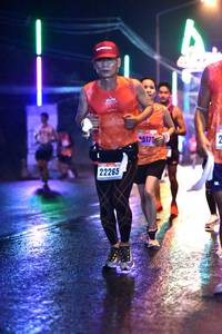 BIB: 0517, 22265
                            <button type="button" onclick="openModal(17397423)" class="btn btn-primary btn-sm float-right btn-popup" data-toggle="modal" data-target=".modal-high-quality">
                        <i class="fas fa-shopping-cart"></i> Add to Cart
                    </button>
                                            <button type="button" onclick="isThisMe(17397423, true)" class="btn btn-success btn-sm float-right btn-popup btn-isme hidden" data-toggle="tooltip" data-placement="bottom" title="นี่คือรูปของคุณใช่ไหม คลิกที่นี่เพื่อเอาเข้าอัลบั้ม">
                        <i class="fas fa-plus"></i> Add to album
                    </button>
                    <button type="button" onclick="isThisMe(17397423, false)" class="btn btn-warning btn-sm float-right btn-popup btn-isnotme hidden">
                        <i class="fas fa-ban"></i> Remove from album
                    </button>