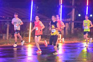 BIB: 313, 21309
                            <button type="button" onclick="openModal(16512013)" class="btn btn-primary btn-sm float-right btn-popup" data-toggle="modal" data-target=".modal-high-quality">
                        <i class="fas fa-shopping-cart"></i> Add to Cart
                    </button>
                                            <button type="button" onclick="isThisMe(16512013, true)" class="btn btn-success btn-sm float-right btn-popup btn-isme hidden" data-toggle="tooltip" data-placement="bottom" title="นี่คือรูปของคุณใช่ไหม คลิกที่นี่เพื่อเอาเข้าอัลบั้ม">
                        <i class="fas fa-plus"></i> Add to album
                    </button>
                    <button type="button" onclick="isThisMe(16512013, false)" class="btn btn-warning btn-sm float-right btn-popup btn-isnotme hidden">
                        <i class="fas fa-ban"></i> Remove from album
                    </button>