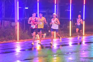 BIB: 199, 092, 2417
                            <button type="button" onclick="openModal(16501449)" class="btn btn-primary btn-sm float-right btn-popup" data-toggle="modal" data-target=".modal-high-quality">
                        <i class="fas fa-shopping-cart"></i> Add to Cart
                    </button>
                                            <button type="button" onclick="isThisMe(16501449, true)" class="btn btn-success btn-sm float-right btn-popup btn-isme hidden" data-toggle="tooltip" data-placement="bottom" title="นี่คือรูปของคุณใช่ไหม คลิกที่นี่เพื่อเอาเข้าอัลบั้ม">
                        <i class="fas fa-plus"></i> Add to album
                    </button>
                    <button type="button" onclick="isThisMe(16501449, false)" class="btn btn-warning btn-sm float-right btn-popup btn-isnotme hidden">
                        <i class="fas fa-ban"></i> Remove from album
                    </button>