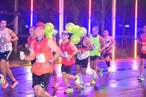 BIB: 283, 252, 031
                            <button type="button" onclick="openModal(16626558)" class="btn btn-primary btn-sm float-right btn-popup" data-toggle="modal" data-target=".modal-high-quality">
                        <i class="fas fa-shopping-cart"></i> Add to Cart
                    </button>
                                            <button type="button" onclick="isThisMe(16626558, true)" class="btn btn-success btn-sm float-right btn-popup btn-isme hidden" data-toggle="tooltip" data-placement="bottom" title="นี่คือรูปของคุณใช่ไหม คลิกที่นี่เพื่อเอาเข้าอัลบั้ม">
                        <i class="fas fa-plus"></i> Add to album
                    </button>
                    <button type="button" onclick="isThisMe(16626558, false)" class="btn btn-warning btn-sm float-right btn-popup btn-isnotme hidden">
                        <i class="fas fa-ban"></i> Remove from album
                    </button>