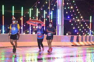 BIB: 0139, 129
                            <button type="button" onclick="openModal(16305754)" class="btn btn-primary btn-sm float-right btn-popup" data-toggle="modal" data-target=".modal-high-quality">
                        <i class="fas fa-shopping-cart"></i> Add to Cart
                    </button>
                                            <button type="button" onclick="isThisMe(16305754, true)" class="btn btn-success btn-sm float-right btn-popup btn-isme hidden" data-toggle="tooltip" data-placement="bottom" title="นี่คือรูปของคุณใช่ไหม คลิกที่นี่เพื่อเอาเข้าอัลบั้ม">
                        <i class="fas fa-plus"></i> Add to album
                    </button>
                    <button type="button" onclick="isThisMe(16305754, false)" class="btn btn-warning btn-sm float-right btn-popup btn-isnotme hidden">
                        <i class="fas fa-ban"></i> Remove from album
                    </button>