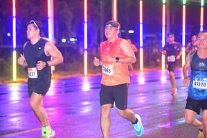 BIB: 0065, 41270, 4227
                            <button type="button" onclick="openModal(16626137)" class="btn btn-primary btn-sm float-right btn-popup" data-toggle="modal" data-target=".modal-high-quality">
                        <i class="fas fa-shopping-cart"></i> Add to Cart
                    </button>
                                            <button type="button" onclick="isThisMe(16626137, true)" class="btn btn-success btn-sm float-right btn-popup btn-isme hidden" data-toggle="tooltip" data-placement="bottom" title="นี่คือรูปของคุณใช่ไหม คลิกที่นี่เพื่อเอาเข้าอัลบั้ม">
                        <i class="fas fa-plus"></i> Add to album
                    </button>
                    <button type="button" onclick="isThisMe(16626137, false)" class="btn btn-warning btn-sm float-right btn-popup btn-isnotme hidden">
                        <i class="fas fa-ban"></i> Remove from album
                    </button>