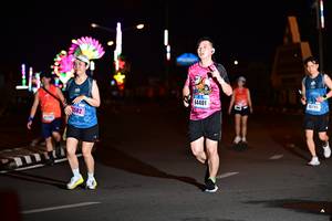 BIB: 40795, 64401, 4582
                            <button type="button" onclick="openModal(17266778)" class="btn btn-primary btn-sm float-right btn-popup" data-toggle="modal" data-target=".modal-high-quality">
                        <i class="fas fa-shopping-cart"></i> Add to Cart
                    </button>
                                            <button type="button" onclick="isThisMe(17266778, true)" class="btn btn-success btn-sm float-right btn-popup btn-isme hidden" data-toggle="tooltip" data-placement="bottom" title="นี่คือรูปของคุณใช่ไหม คลิกที่นี่เพื่อเอาเข้าอัลบั้ม">
                        <i class="fas fa-plus"></i> Add to album
                    </button>
                    <button type="button" onclick="isThisMe(17266778, false)" class="btn btn-warning btn-sm float-right btn-popup btn-isnotme hidden">
                        <i class="fas fa-ban"></i> Remove from album
                    </button>