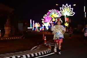 BIB: 66402
                            <button type="button" onclick="openModal(17289648)" class="btn btn-primary btn-sm float-right btn-popup" data-toggle="modal" data-target=".modal-high-quality">
                        <i class="fas fa-shopping-cart"></i> Add to Cart
                    </button>
                                            <button type="button" onclick="isThisMe(17289648, true)" class="btn btn-success btn-sm float-right btn-popup btn-isme hidden" data-toggle="tooltip" data-placement="bottom" title="นี่คือรูปของคุณใช่ไหม คลิกที่นี่เพื่อเอาเข้าอัลบั้ม">
                        <i class="fas fa-plus"></i> Add to album
                    </button>
                    <button type="button" onclick="isThisMe(17289648, false)" class="btn btn-warning btn-sm float-right btn-popup btn-isnotme hidden">
                        <i class="fas fa-ban"></i> Remove from album
                    </button>