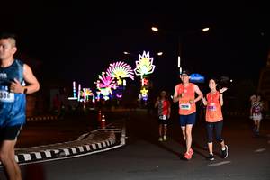 BIB: 586, 20556
                            <button type="button" onclick="openModal(17269340)" class="btn btn-primary btn-sm float-right btn-popup" data-toggle="modal" data-target=".modal-high-quality">
                        <i class="fas fa-shopping-cart"></i> Add to Cart
                    </button>
                                            <button type="button" onclick="isThisMe(17269340, true)" class="btn btn-success btn-sm float-right btn-popup btn-isme hidden" data-toggle="tooltip" data-placement="bottom" title="นี่คือรูปของคุณใช่ไหม คลิกที่นี่เพื่อเอาเข้าอัลบั้ม">
                        <i class="fas fa-plus"></i> Add to album
                    </button>
                    <button type="button" onclick="isThisMe(17269340, false)" class="btn btn-warning btn-sm float-right btn-popup btn-isnotme hidden">
                        <i class="fas fa-ban"></i> Remove from album
                    </button>