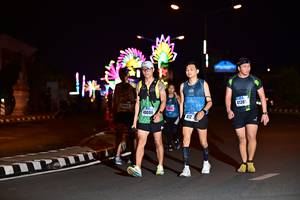 BIB: 4138, 71403
                            <button type="button" onclick="openModal(17292622)" class="btn btn-primary btn-sm float-right btn-popup" data-toggle="modal" data-target=".modal-high-quality">
                        <i class="fas fa-shopping-cart"></i> Add to Cart
                    </button>
                                            <button type="button" onclick="isThisMe(17292622, true)" class="btn btn-success btn-sm float-right btn-popup btn-isme hidden" data-toggle="tooltip" data-placement="bottom" title="นี่คือรูปของคุณใช่ไหม คลิกที่นี่เพื่อเอาเข้าอัลบั้ม">
                        <i class="fas fa-plus"></i> Add to album
                    </button>
                    <button type="button" onclick="isThisMe(17292622, false)" class="btn btn-warning btn-sm float-right btn-popup btn-isnotme hidden">
                        <i class="fas fa-ban"></i> Remove from album
                    </button>