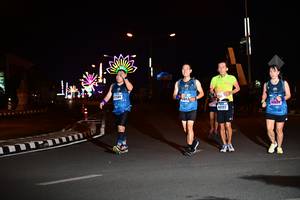 BIB: 0262
                            <button type="button" onclick="openModal(17268674)" class="btn btn-primary btn-sm float-right btn-popup" data-toggle="modal" data-target=".modal-high-quality">
                        <i class="fas fa-shopping-cart"></i> Add to Cart
                    </button>
                                            <button type="button" onclick="isThisMe(17268674, true)" class="btn btn-success btn-sm float-right btn-popup btn-isme hidden" data-toggle="tooltip" data-placement="bottom" title="นี่คือรูปของคุณใช่ไหม คลิกที่นี่เพื่อเอาเข้าอัลบั้ม">
                        <i class="fas fa-plus"></i> Add to album
                    </button>
                    <button type="button" onclick="isThisMe(17268674, false)" class="btn btn-warning btn-sm float-right btn-popup btn-isnotme hidden">
                        <i class="fas fa-ban"></i> Remove from album
                    </button>