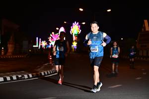 BIB: 63413
                            <button type="button" onclick="openModal(17277286)" class="btn btn-primary btn-sm float-right btn-popup" data-toggle="modal" data-target=".modal-high-quality">
                        <i class="fas fa-shopping-cart"></i> Add to Cart
                    </button>
                                            <button type="button" onclick="isThisMe(17277286, true)" class="btn btn-success btn-sm float-right btn-popup btn-isme hidden" data-toggle="tooltip" data-placement="bottom" title="นี่คือรูปของคุณใช่ไหม คลิกที่นี่เพื่อเอาเข้าอัลบั้ม">
                        <i class="fas fa-plus"></i> Add to album
                    </button>
                    <button type="button" onclick="isThisMe(17277286, false)" class="btn btn-warning btn-sm float-right btn-popup btn-isnotme hidden">
                        <i class="fas fa-ban"></i> Remove from album
                    </button>