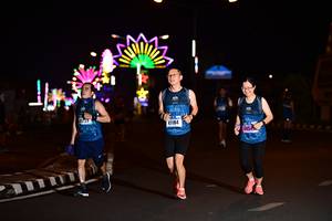 BIB: 1725, 41184, 4454
                            <button type="button" onclick="openModal(17269833)" class="btn btn-primary btn-sm float-right btn-popup" data-toggle="modal" data-target=".modal-high-quality">
                        <i class="fas fa-shopping-cart"></i> Add to Cart
                    </button>
                                            <button type="button" onclick="isThisMe(17269833, true)" class="btn btn-success btn-sm float-right btn-popup btn-isme hidden" data-toggle="tooltip" data-placement="bottom" title="นี่คือรูปของคุณใช่ไหม คลิกที่นี่เพื่อเอาเข้าอัลบั้ม">
                        <i class="fas fa-plus"></i> Add to album
                    </button>
                    <button type="button" onclick="isThisMe(17269833, false)" class="btn btn-warning btn-sm float-right btn-popup btn-isnotme hidden">
                        <i class="fas fa-ban"></i> Remove from album
                    </button>