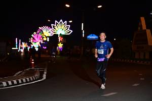 BIB: 02912
                            <button type="button" onclick="openModal(17281243)" class="btn btn-primary btn-sm float-right btn-popup" data-toggle="modal" data-target=".modal-high-quality">
                        <i class="fas fa-shopping-cart"></i> Add to Cart
                    </button>
                                            <button type="button" onclick="isThisMe(17281243, true)" class="btn btn-success btn-sm float-right btn-popup btn-isme hidden" data-toggle="tooltip" data-placement="bottom" title="นี่คือรูปของคุณใช่ไหม คลิกที่นี่เพื่อเอาเข้าอัลบั้ม">
                        <i class="fas fa-plus"></i> Add to album
                    </button>
                    <button type="button" onclick="isThisMe(17281243, false)" class="btn btn-warning btn-sm float-right btn-popup btn-isnotme hidden">
                        <i class="fas fa-ban"></i> Remove from album
                    </button>
