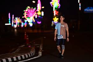 BIB: 42272
                            <button type="button" onclick="openModal(17267007)" class="btn btn-primary btn-sm float-right btn-popup" data-toggle="modal" data-target=".modal-high-quality">
                        <i class="fas fa-shopping-cart"></i> Add to Cart
                    </button>
                                            <button type="button" onclick="isThisMe(17267007, true)" class="btn btn-success btn-sm float-right btn-popup btn-isme hidden" data-toggle="tooltip" data-placement="bottom" title="นี่คือรูปของคุณใช่ไหม คลิกที่นี่เพื่อเอาเข้าอัลบั้ม">
                        <i class="fas fa-plus"></i> Add to album
                    </button>
                    <button type="button" onclick="isThisMe(17267007, false)" class="btn btn-warning btn-sm float-right btn-popup btn-isnotme hidden">
                        <i class="fas fa-ban"></i> Remove from album
                    </button>