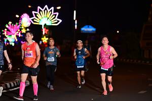 BIB: 27148, 43333, 400
                            <button type="button" onclick="openModal(17263063)" class="btn btn-primary btn-sm float-right btn-popup" data-toggle="modal" data-target=".modal-high-quality">
                        <i class="fas fa-shopping-cart"></i> Add to Cart
                    </button>
                                            <button type="button" onclick="isThisMe(17263063, true)" class="btn btn-success btn-sm float-right btn-popup btn-isme hidden" data-toggle="tooltip" data-placement="bottom" title="นี่คือรูปของคุณใช่ไหม คลิกที่นี่เพื่อเอาเข้าอัลบั้ม">
                        <i class="fas fa-plus"></i> Add to album
                    </button>
                    <button type="button" onclick="isThisMe(17263063, false)" class="btn btn-warning btn-sm float-right btn-popup btn-isnotme hidden">
                        <i class="fas fa-ban"></i> Remove from album
                    </button>