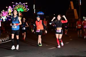 BIB: 67401, 27184, 263
                            <button type="button" onclick="openModal(17257843)" class="btn btn-primary btn-sm float-right btn-popup" data-toggle="modal" data-target=".modal-high-quality">
                        <i class="fas fa-shopping-cart"></i> Add to Cart
                    </button>
                                            <button type="button" onclick="isThisMe(17257843, true)" class="btn btn-success btn-sm float-right btn-popup btn-isme hidden" data-toggle="tooltip" data-placement="bottom" title="นี่คือรูปของคุณใช่ไหม คลิกที่นี่เพื่อเอาเข้าอัลบั้ม">
                        <i class="fas fa-plus"></i> Add to album
                    </button>
                    <button type="button" onclick="isThisMe(17257843, false)" class="btn btn-warning btn-sm float-right btn-popup btn-isnotme hidden">
                        <i class="fas fa-ban"></i> Remove from album
                    </button>