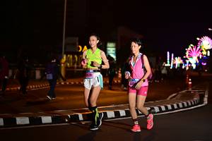 BIB: 440
                            <button type="button" onclick="openModal(17291823)" class="btn btn-primary btn-sm float-right btn-popup" data-toggle="modal" data-target=".modal-high-quality">
                        <i class="fas fa-shopping-cart"></i> Add to Cart
                    </button>
                                            <button type="button" onclick="isThisMe(17291823, true)" class="btn btn-success btn-sm float-right btn-popup btn-isme hidden" data-toggle="tooltip" data-placement="bottom" title="นี่คือรูปของคุณใช่ไหม คลิกที่นี่เพื่อเอาเข้าอัลบั้ม">
                        <i class="fas fa-plus"></i> Add to album
                    </button>
                    <button type="button" onclick="isThisMe(17291823, false)" class="btn btn-warning btn-sm float-right btn-popup btn-isnotme hidden">
                        <i class="fas fa-ban"></i> Remove from album
                    </button>