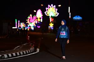 BIB: 44715
                            <button type="button" onclick="openModal(17281944)" class="btn btn-primary btn-sm float-right btn-popup" data-toggle="modal" data-target=".modal-high-quality">
                        <i class="fas fa-shopping-cart"></i> Add to Cart
                    </button>
                                            <button type="button" onclick="isThisMe(17281944, true)" class="btn btn-success btn-sm float-right btn-popup btn-isme hidden" data-toggle="tooltip" data-placement="bottom" title="นี่คือรูปของคุณใช่ไหม คลิกที่นี่เพื่อเอาเข้าอัลบั้ม">
                        <i class="fas fa-plus"></i> Add to album
                    </button>
                    <button type="button" onclick="isThisMe(17281944, false)" class="btn btn-warning btn-sm float-right btn-popup btn-isnotme hidden">
                        <i class="fas fa-ban"></i> Remove from album
                    </button>