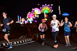 BIB: 4091, 44229, 070
                            <button type="button" onclick="openModal(17265924)" class="btn btn-primary btn-sm float-right btn-popup" data-toggle="modal" data-target=".modal-high-quality">
                        <i class="fas fa-shopping-cart"></i> Add to Cart
                    </button>
                                            <button type="button" onclick="isThisMe(17265924, true)" class="btn btn-success btn-sm float-right btn-popup btn-isme hidden" data-toggle="tooltip" data-placement="bottom" title="นี่คือรูปของคุณใช่ไหม คลิกที่นี่เพื่อเอาเข้าอัลบั้ม">
                        <i class="fas fa-plus"></i> Add to album
                    </button>
                    <button type="button" onclick="isThisMe(17265924, false)" class="btn btn-warning btn-sm float-right btn-popup btn-isnotme hidden">
                        <i class="fas fa-ban"></i> Remove from album
                    </button>