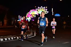 BIB: 42281, 44215
                            <button type="button" onclick="openModal(17261998)" class="btn btn-primary btn-sm float-right btn-popup" data-toggle="modal" data-target=".modal-high-quality">
                        <i class="fas fa-shopping-cart"></i> Add to Cart
                    </button>
                                            <button type="button" onclick="isThisMe(17261998, true)" class="btn btn-success btn-sm float-right btn-popup btn-isme hidden" data-toggle="tooltip" data-placement="bottom" title="นี่คือรูปของคุณใช่ไหม คลิกที่นี่เพื่อเอาเข้าอัลบั้ม">
                        <i class="fas fa-plus"></i> Add to album
                    </button>
                    <button type="button" onclick="isThisMe(17261998, false)" class="btn btn-warning btn-sm float-right btn-popup btn-isnotme hidden">
                        <i class="fas fa-ban"></i> Remove from album
                    </button>