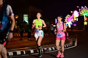 BIB: 4039, 44061
                            <button type="button" onclick="openModal(17291800)" class="btn btn-primary btn-sm float-right btn-popup" data-toggle="modal" data-target=".modal-high-quality">
                        <i class="fas fa-shopping-cart"></i> Add to Cart
                    </button>
                                            <button type="button" onclick="isThisMe(17291800, true)" class="btn btn-success btn-sm float-right btn-popup btn-isme hidden" data-toggle="tooltip" data-placement="bottom" title="นี่คือรูปของคุณใช่ไหม คลิกที่นี่เพื่อเอาเข้าอัลบั้ม">
                        <i class="fas fa-plus"></i> Add to album
                    </button>
                    <button type="button" onclick="isThisMe(17291800, false)" class="btn btn-warning btn-sm float-right btn-popup btn-isnotme hidden">
                        <i class="fas fa-ban"></i> Remove from album
                    </button>