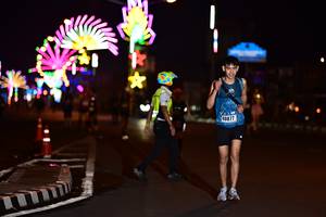 BIB: 40877
                            <button type="button" onclick="openModal(17291014)" class="btn btn-primary btn-sm float-right btn-popup" data-toggle="modal" data-target=".modal-high-quality">
                        <i class="fas fa-shopping-cart"></i> Add to Cart
                    </button>
                                            <button type="button" onclick="isThisMe(17291014, true)" class="btn btn-success btn-sm float-right btn-popup btn-isme hidden" data-toggle="tooltip" data-placement="bottom" title="นี่คือรูปของคุณใช่ไหม คลิกที่นี่เพื่อเอาเข้าอัลบั้ม">
                        <i class="fas fa-plus"></i> Add to album
                    </button>
                    <button type="button" onclick="isThisMe(17291014, false)" class="btn btn-warning btn-sm float-right btn-popup btn-isnotme hidden">
                        <i class="fas fa-ban"></i> Remove from album
                    </button>