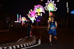 BIB: 630
                            <button type="button" onclick="openModal(17275918)" class="btn btn-primary btn-sm float-right btn-popup" data-toggle="modal" data-target=".modal-high-quality">
                        <i class="fas fa-shopping-cart"></i> Add to Cart
                    </button>
                                            <button type="button" onclick="isThisMe(17275918, true)" class="btn btn-success btn-sm float-right btn-popup btn-isme hidden" data-toggle="tooltip" data-placement="bottom" title="นี่คือรูปของคุณใช่ไหม คลิกที่นี่เพื่อเอาเข้าอัลบั้ม">
                        <i class="fas fa-plus"></i> Add to album
                    </button>
                    <button type="button" onclick="isThisMe(17275918, false)" class="btn btn-warning btn-sm float-right btn-popup btn-isnotme hidden">
                        <i class="fas fa-ban"></i> Remove from album
                    </button>