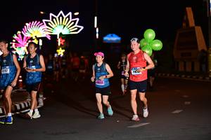 BIB: 41707, 4033
                            <button type="button" onclick="openModal(17262492)" class="btn btn-primary btn-sm float-right btn-popup" data-toggle="modal" data-target=".modal-high-quality">
                        <i class="fas fa-shopping-cart"></i> Add to Cart
                    </button>
                                            <button type="button" onclick="isThisMe(17262492, true)" class="btn btn-success btn-sm float-right btn-popup btn-isme hidden" data-toggle="tooltip" data-placement="bottom" title="นี่คือรูปของคุณใช่ไหม คลิกที่นี่เพื่อเอาเข้าอัลบั้ม">
                        <i class="fas fa-plus"></i> Add to album
                    </button>
                    <button type="button" onclick="isThisMe(17262492, false)" class="btn btn-warning btn-sm float-right btn-popup btn-isnotme hidden">
                        <i class="fas fa-ban"></i> Remove from album
                    </button>