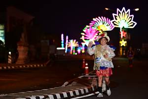 BIB: 102
                            <button type="button" onclick="openModal(17289850)" class="btn btn-primary btn-sm float-right btn-popup" data-toggle="modal" data-target=".modal-high-quality">
                        <i class="fas fa-shopping-cart"></i> Add to Cart
                    </button>
                                            <button type="button" onclick="isThisMe(17289850, true)" class="btn btn-success btn-sm float-right btn-popup btn-isme hidden" data-toggle="tooltip" data-placement="bottom" title="นี่คือรูปของคุณใช่ไหม คลิกที่นี่เพื่อเอาเข้าอัลบั้ม">
                        <i class="fas fa-plus"></i> Add to album
                    </button>
                    <button type="button" onclick="isThisMe(17289850, false)" class="btn btn-warning btn-sm float-right btn-popup btn-isnotme hidden">
                        <i class="fas fa-ban"></i> Remove from album
                    </button>