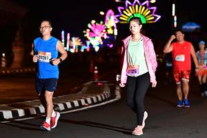 BIB: 89207, 2126
                            <button type="button" onclick="openModal(17258440)" class="btn btn-primary btn-sm float-right btn-popup" data-toggle="modal" data-target=".modal-high-quality">
                        <i class="fas fa-shopping-cart"></i> Add to Cart
                    </button>
                                            <button type="button" onclick="isThisMe(17258440, true)" class="btn btn-success btn-sm float-right btn-popup btn-isme hidden" data-toggle="tooltip" data-placement="bottom" title="นี่คือรูปของคุณใช่ไหม คลิกที่นี่เพื่อเอาเข้าอัลบั้ม">
                        <i class="fas fa-plus"></i> Add to album
                    </button>
                    <button type="button" onclick="isThisMe(17258440, false)" class="btn btn-warning btn-sm float-right btn-popup btn-isnotme hidden">
                        <i class="fas fa-ban"></i> Remove from album
                    </button>