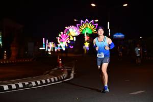 BIB: 41017
                            <button type="button" onclick="openModal(17266974)" class="btn btn-primary btn-sm float-right btn-popup" data-toggle="modal" data-target=".modal-high-quality">
                        <i class="fas fa-shopping-cart"></i> Add to Cart
                    </button>
                                            <button type="button" onclick="isThisMe(17266974, true)" class="btn btn-success btn-sm float-right btn-popup btn-isme hidden" data-toggle="tooltip" data-placement="bottom" title="นี่คือรูปของคุณใช่ไหม คลิกที่นี่เพื่อเอาเข้าอัลบั้ม">
                        <i class="fas fa-plus"></i> Add to album
                    </button>
                    <button type="button" onclick="isThisMe(17266974, false)" class="btn btn-warning btn-sm float-right btn-popup btn-isnotme hidden">
                        <i class="fas fa-ban"></i> Remove from album
                    </button>