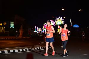 BIB: 20596, 26219
                            <button type="button" onclick="openModal(17269381)" class="btn btn-primary btn-sm float-right btn-popup" data-toggle="modal" data-target=".modal-high-quality">
                        <i class="fas fa-shopping-cart"></i> Add to Cart
                    </button>
                                            <button type="button" onclick="isThisMe(17269381, true)" class="btn btn-success btn-sm float-right btn-popup btn-isme hidden" data-toggle="tooltip" data-placement="bottom" title="นี่คือรูปของคุณใช่ไหม คลิกที่นี่เพื่อเอาเข้าอัลบั้ม">
                        <i class="fas fa-plus"></i> Add to album
                    </button>
                    <button type="button" onclick="isThisMe(17269381, false)" class="btn btn-warning btn-sm float-right btn-popup btn-isnotme hidden">
                        <i class="fas fa-ban"></i> Remove from album
                    </button>