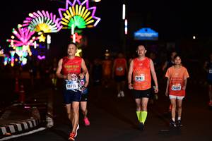 BIB: 2370, 40728, 23226
                            <button type="button" onclick="openModal(17262762)" class="btn btn-primary btn-sm float-right btn-popup" data-toggle="modal" data-target=".modal-high-quality">
                        <i class="fas fa-shopping-cart"></i> Add to Cart
                    </button>
                                            <button type="button" onclick="isThisMe(17262762, true)" class="btn btn-success btn-sm float-right btn-popup btn-isme hidden" data-toggle="tooltip" data-placement="bottom" title="นี่คือรูปของคุณใช่ไหม คลิกที่นี่เพื่อเอาเข้าอัลบั้ม">
                        <i class="fas fa-plus"></i> Add to album
                    </button>
                    <button type="button" onclick="isThisMe(17262762, false)" class="btn btn-warning btn-sm float-right btn-popup btn-isnotme hidden">
                        <i class="fas fa-ban"></i> Remove from album
                    </button>