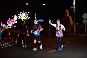 BIB: 4450, 882
                            <button type="button" onclick="openModal(17277858)" class="btn btn-primary btn-sm float-right btn-popup" data-toggle="modal" data-target=".modal-high-quality">
                        <i class="fas fa-shopping-cart"></i> Add to Cart
                    </button>
                                            <button type="button" onclick="isThisMe(17277858, true)" class="btn btn-success btn-sm float-right btn-popup btn-isme hidden" data-toggle="tooltip" data-placement="bottom" title="นี่คือรูปของคุณใช่ไหม คลิกที่นี่เพื่อเอาเข้าอัลบั้ม">
                        <i class="fas fa-plus"></i> Add to album
                    </button>
                    <button type="button" onclick="isThisMe(17277858, false)" class="btn btn-warning btn-sm float-right btn-popup btn-isnotme hidden">
                        <i class="fas fa-ban"></i> Remove from album
                    </button>