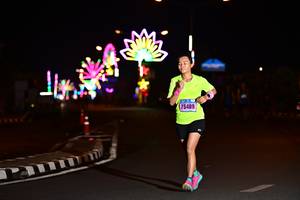 BIB: 75409
                            <button type="button" onclick="openModal(17276872)" class="btn btn-primary btn-sm float-right btn-popup" data-toggle="modal" data-target=".modal-high-quality">
                        <i class="fas fa-shopping-cart"></i> Add to Cart
                    </button>
                                            <button type="button" onclick="isThisMe(17276872, true)" class="btn btn-success btn-sm float-right btn-popup btn-isme hidden" data-toggle="tooltip" data-placement="bottom" title="นี่คือรูปของคุณใช่ไหม คลิกที่นี่เพื่อเอาเข้าอัลบั้ม">
                        <i class="fas fa-plus"></i> Add to album
                    </button>
                    <button type="button" onclick="isThisMe(17276872, false)" class="btn btn-warning btn-sm float-right btn-popup btn-isnotme hidden">
                        <i class="fas fa-ban"></i> Remove from album
                    </button>