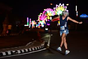 BIB: 0679
                            <button type="button" onclick="openModal(17275534)" class="btn btn-primary btn-sm float-right btn-popup" data-toggle="modal" data-target=".modal-high-quality">
                        <i class="fas fa-shopping-cart"></i> Add to Cart
                    </button>
                                            <button type="button" onclick="isThisMe(17275534, true)" class="btn btn-success btn-sm float-right btn-popup btn-isme hidden" data-toggle="tooltip" data-placement="bottom" title="นี่คือรูปของคุณใช่ไหม คลิกที่นี่เพื่อเอาเข้าอัลบั้ม">
                        <i class="fas fa-plus"></i> Add to album
                    </button>
                    <button type="button" onclick="isThisMe(17275534, false)" class="btn btn-warning btn-sm float-right btn-popup btn-isnotme hidden">
                        <i class="fas fa-ban"></i> Remove from album
                    </button>