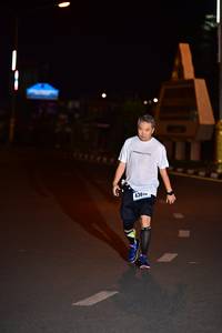 BIB: 430
                            <button type="button" onclick="openModal(17289147)" class="btn btn-primary btn-sm float-right btn-popup" data-toggle="modal" data-target=".modal-high-quality">
                        <i class="fas fa-shopping-cart"></i> Add to Cart
                    </button>
                                            <button type="button" onclick="isThisMe(17289147, true)" class="btn btn-success btn-sm float-right btn-popup btn-isme hidden" data-toggle="tooltip" data-placement="bottom" title="นี่คือรูปของคุณใช่ไหม คลิกที่นี่เพื่อเอาเข้าอัลบั้ม">
                        <i class="fas fa-plus"></i> Add to album
                    </button>
                    <button type="button" onclick="isThisMe(17289147, false)" class="btn btn-warning btn-sm float-right btn-popup btn-isnotme hidden">
                        <i class="fas fa-ban"></i> Remove from album
                    </button>