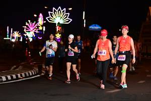 BIB: 2670, 4253, 27270
                            <button type="button" onclick="openModal(17247370)" class="btn btn-primary btn-sm float-right btn-popup" data-toggle="modal" data-target=".modal-high-quality">
                        <i class="fas fa-shopping-cart"></i> Add to Cart
                    </button>
                                            <button type="button" onclick="isThisMe(17247370, true)" class="btn btn-success btn-sm float-right btn-popup btn-isme hidden" data-toggle="tooltip" data-placement="bottom" title="นี่คือรูปของคุณใช่ไหม คลิกที่นี่เพื่อเอาเข้าอัลบั้ม">
                        <i class="fas fa-plus"></i> Add to album
                    </button>
                    <button type="button" onclick="isThisMe(17247370, false)" class="btn btn-warning btn-sm float-right btn-popup btn-isnotme hidden">
                        <i class="fas fa-ban"></i> Remove from album
                    </button>