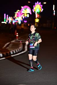 BIB: 4593
                            <button type="button" onclick="openModal(17289071)" class="btn btn-primary btn-sm float-right btn-popup" data-toggle="modal" data-target=".modal-high-quality">
                        <i class="fas fa-shopping-cart"></i> Add to Cart
                    </button>
                                            <button type="button" onclick="isThisMe(17289071, true)" class="btn btn-success btn-sm float-right btn-popup btn-isme hidden" data-toggle="tooltip" data-placement="bottom" title="นี่คือรูปของคุณใช่ไหม คลิกที่นี่เพื่อเอาเข้าอัลบั้ม">
                        <i class="fas fa-plus"></i> Add to album
                    </button>
                    <button type="button" onclick="isThisMe(17289071, false)" class="btn btn-warning btn-sm float-right btn-popup btn-isnotme hidden">
                        <i class="fas fa-ban"></i> Remove from album
                    </button>