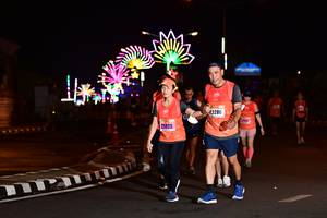 BIB: 3286, 25925
                            <button type="button" onclick="openModal(17248275)" class="btn btn-primary btn-sm float-right btn-popup" data-toggle="modal" data-target=".modal-high-quality">
                        <i class="fas fa-shopping-cart"></i> Add to Cart
                    </button>
                                            <button type="button" onclick="isThisMe(17248275, true)" class="btn btn-success btn-sm float-right btn-popup btn-isme hidden" data-toggle="tooltip" data-placement="bottom" title="นี่คือรูปของคุณใช่ไหม คลิกที่นี่เพื่อเอาเข้าอัลบั้ม">
                        <i class="fas fa-plus"></i> Add to album
                    </button>
                    <button type="button" onclick="isThisMe(17248275, false)" class="btn btn-warning btn-sm float-right btn-popup btn-isnotme hidden">
                        <i class="fas fa-ban"></i> Remove from album
                    </button>